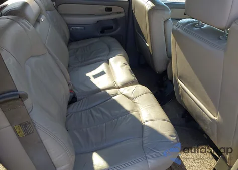 2002 Chevrolet Tahoe Lt from USA, damaged, VIN 1GNEC13Z52R143996